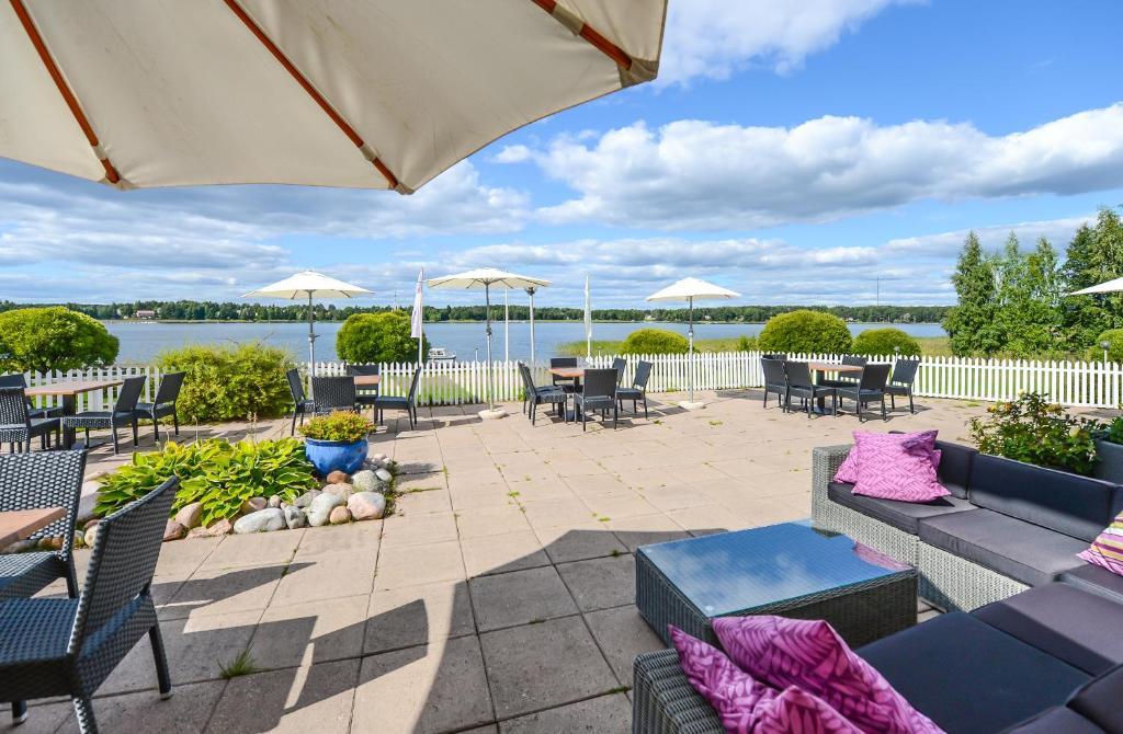 Hotel Sea Front Raseborg Exterior photo