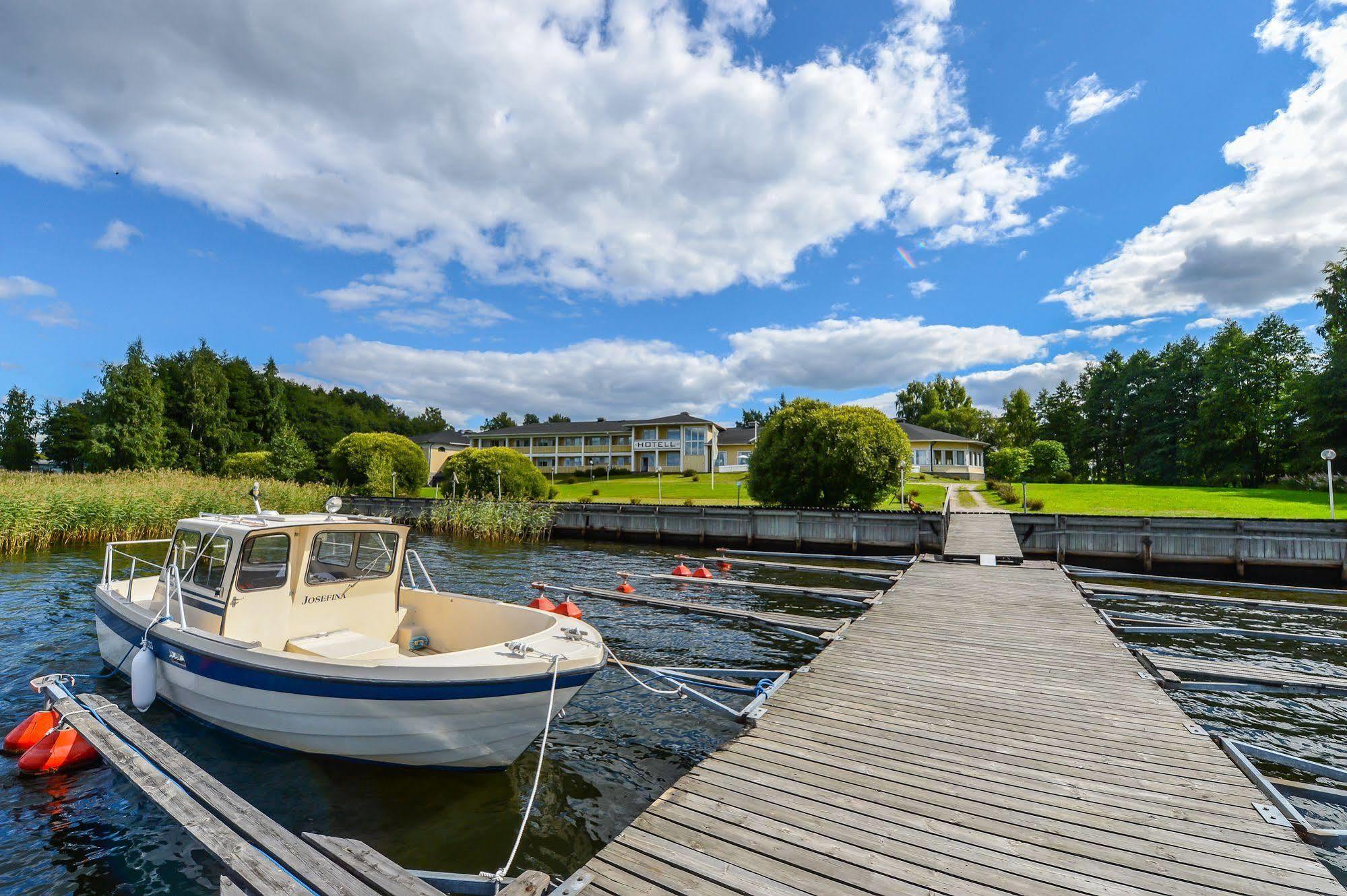 Hotel Sea Front Raseborg Exterior photo